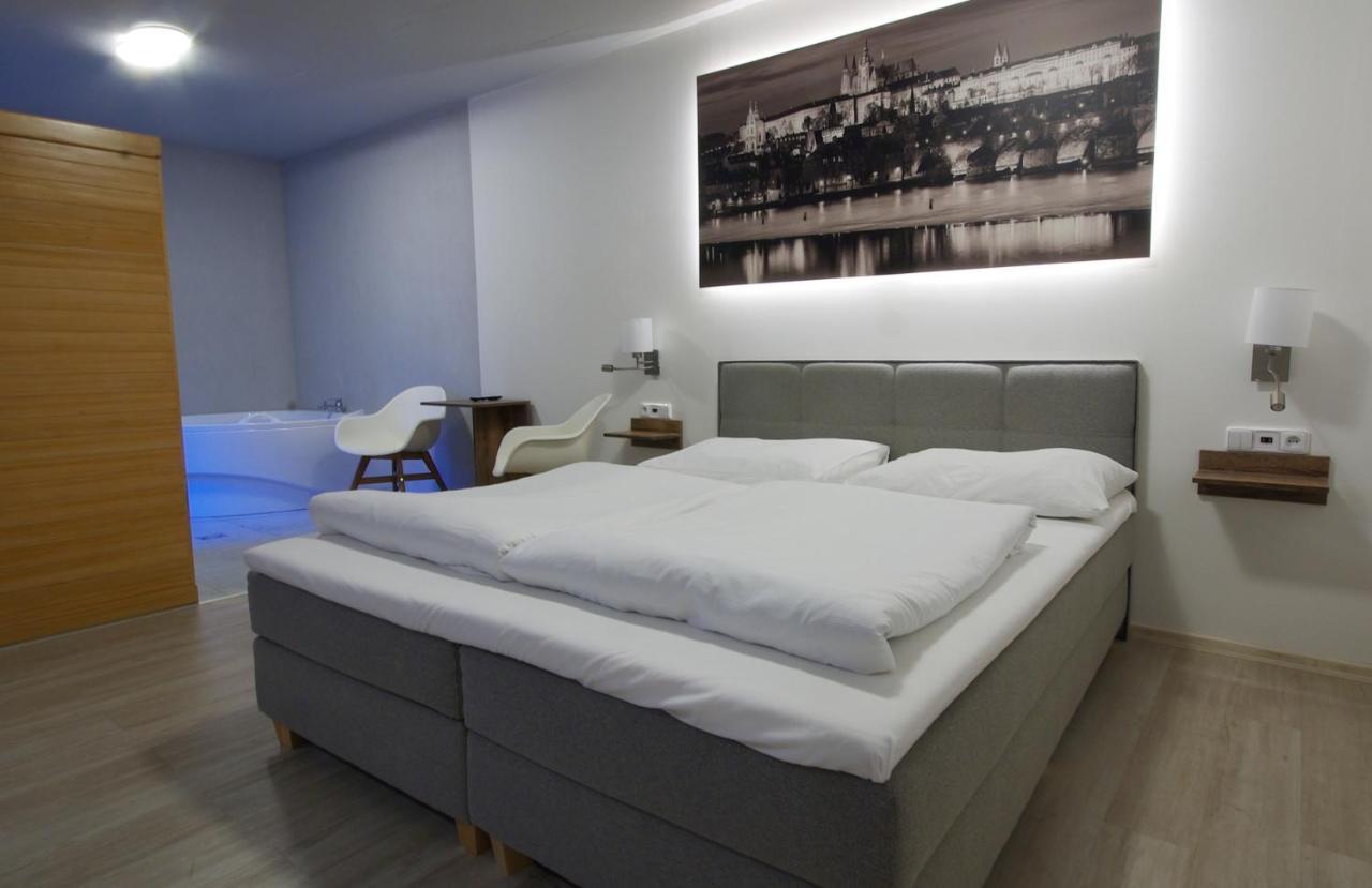 Hotell Adeba Prag