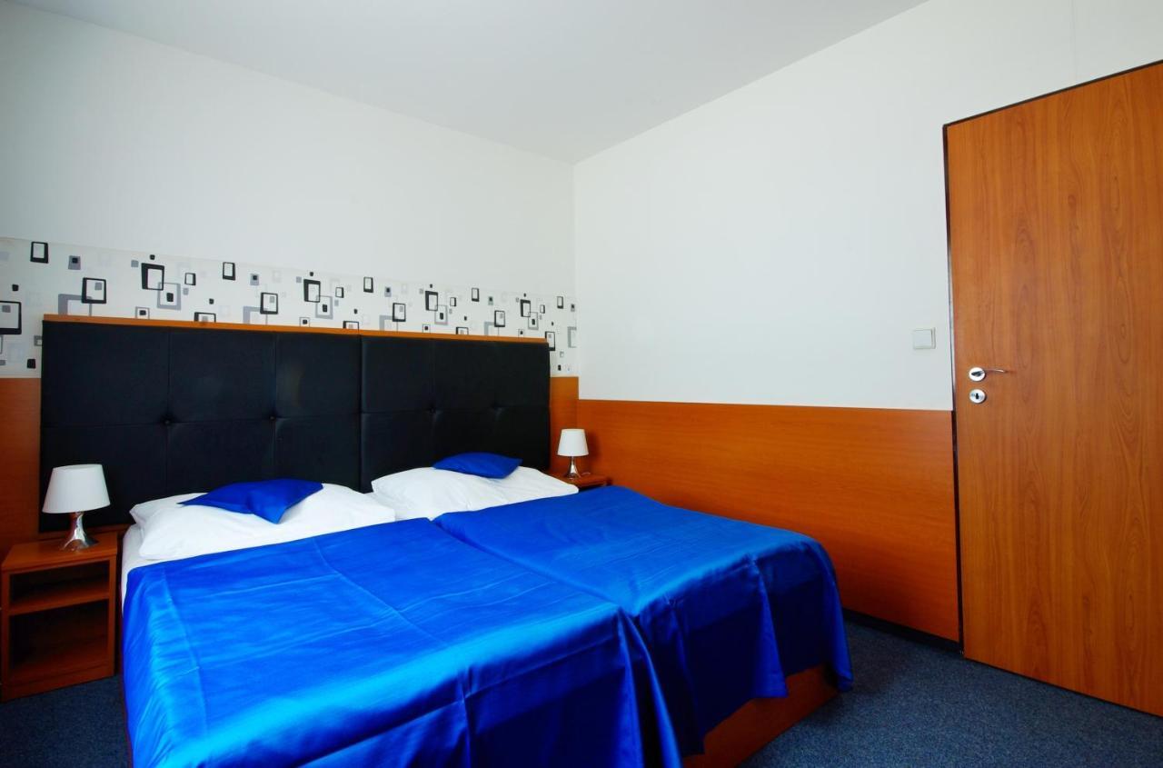 Adeba Hotell